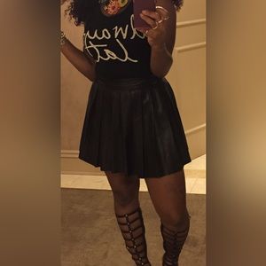 Alice and Olivia leather skirt